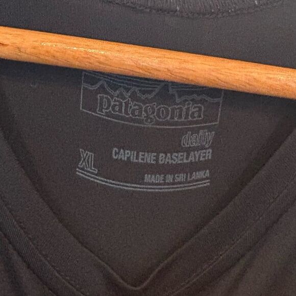 Patagonia Black Daily Capilene Base Layer Short Sleeve Tee Size XL - Picture 4 of 6